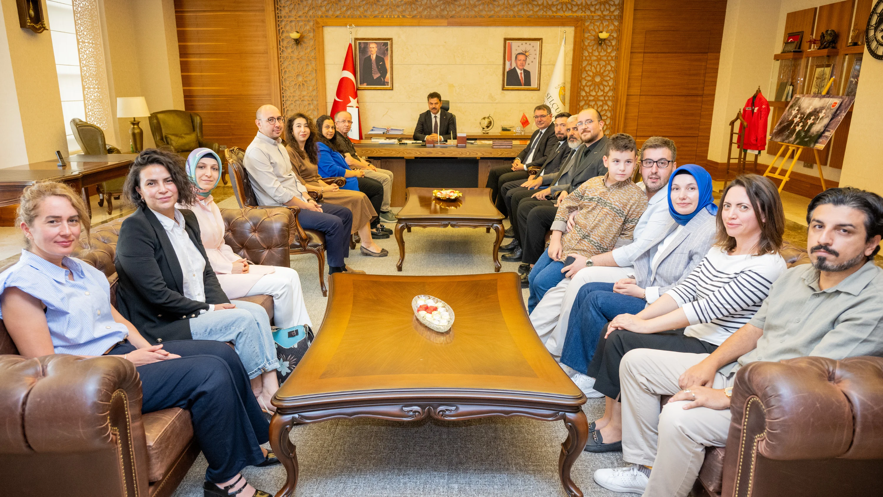 Rektör Yılmaz, uluslararası proje başarısı gösteren akademisyenleri ağırladı